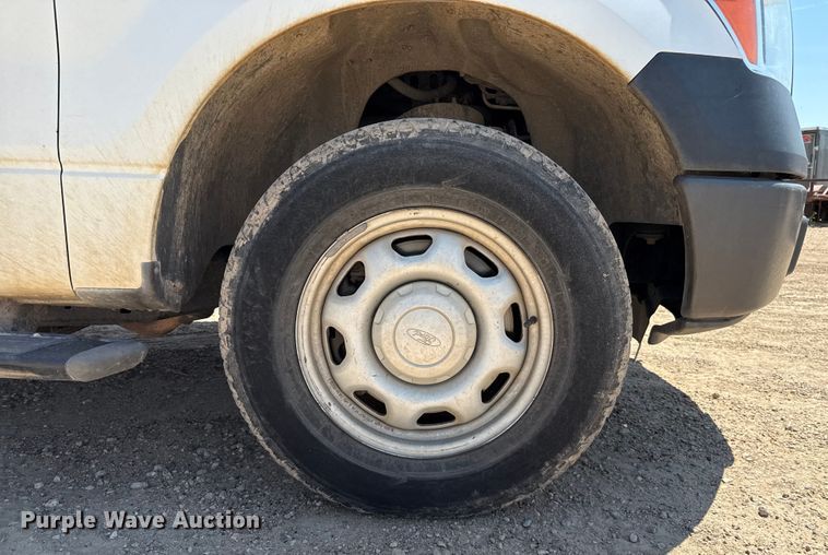 image for item DZ8902 2014 Ford F150 pickup truck