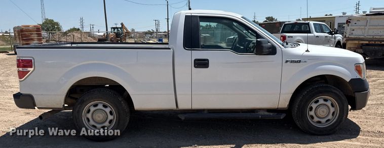 image for item DZ8903 2014 Ford F150 pickup truck