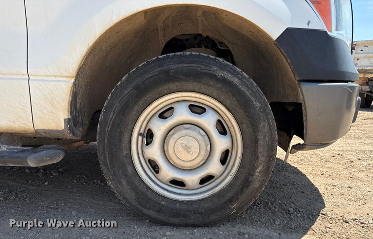 image for item DZ8903 2014 Ford F150 pickup truck