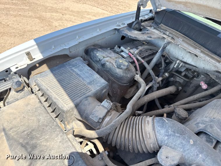 image for item DZ8905 2011 Chevrolet Silverado 1500 Ext. Cab pickup truck