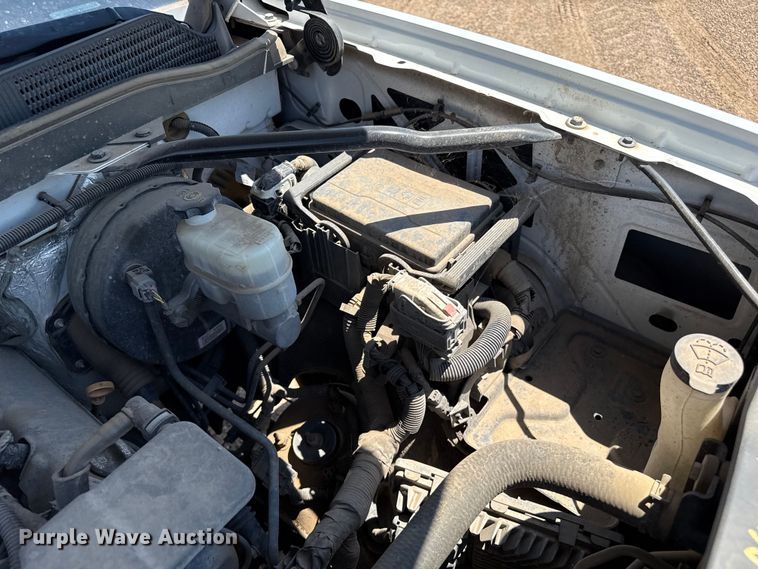 image for item DZ8906 2014 Chevrolet Silverado 1500 Double Cab pickup truck