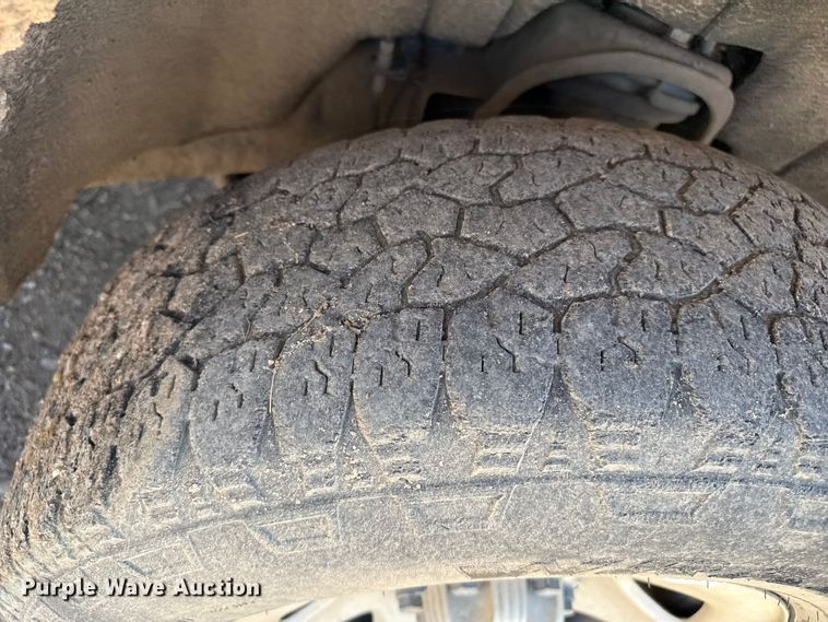 image for item DZ8906 2014 Chevrolet Silverado 1500 Double Cab pickup truck