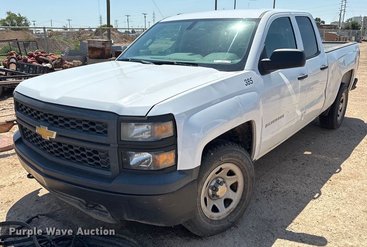 image for item DZ8908 2015 Chevrolet Silverado 1500 Double Cab pickup truck