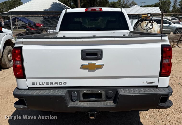 image for item DZ8908 2015 Chevrolet Silverado 1500 Double Cab pickup truck