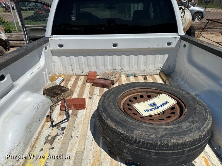 image for item DZ8908 2015 Chevrolet Silverado 1500 Double Cab pickup truck