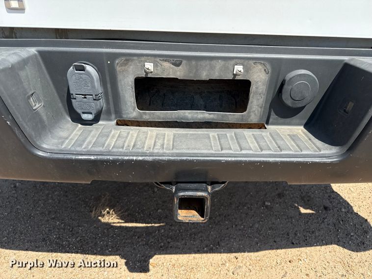 image for item DZ8908 2015 Chevrolet Silverado 1500 Double Cab pickup truck