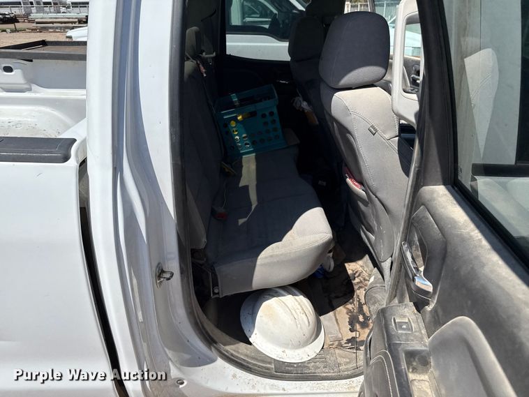 image for item DZ8908 2015 Chevrolet Silverado 1500 Double Cab pickup truck