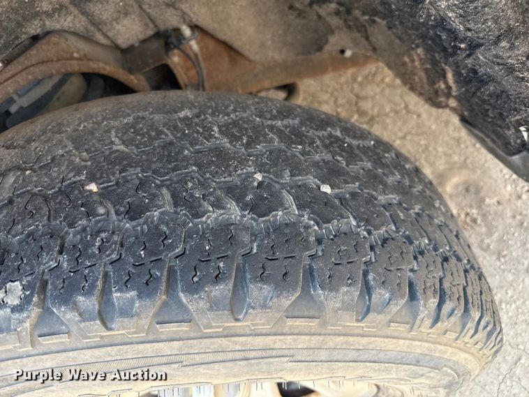 image for item DZ8908 2015 Chevrolet Silverado 1500 Double Cab pickup truck