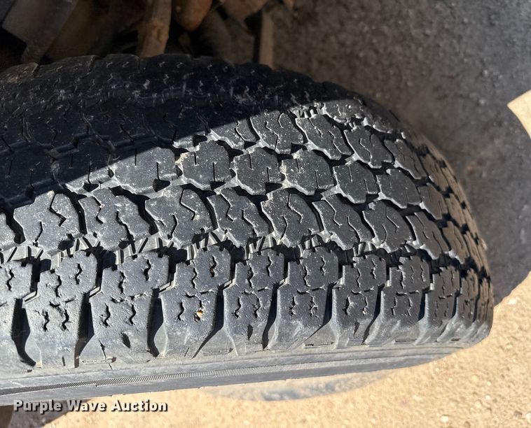 image for item DZ8908 2015 Chevrolet Silverado 1500 Double Cab pickup truck