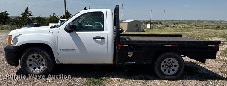 image for item DZ8911 2008 GMC Sierra 1500 flatbed pickup truck