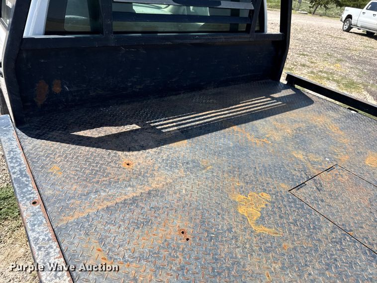 image for item DZ8911 2008 GMC Sierra 1500 flatbed pickup truck