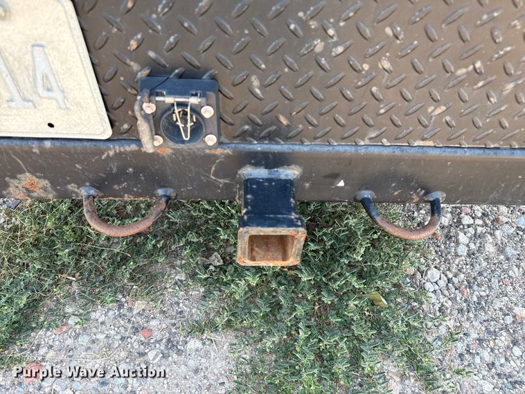 image for item DZ8911 2008 GMC Sierra 1500 flatbed pickup truck