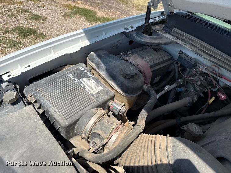 image for item DZ8911 2008 GMC Sierra 1500 flatbed pickup truck