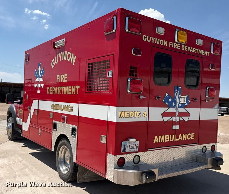 image for item DZ8917 2011 Ford F450 Super Duty ambulance