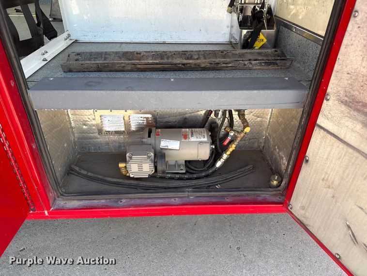 image for item DZ8917 2011 Ford F450 Super Duty ambulance