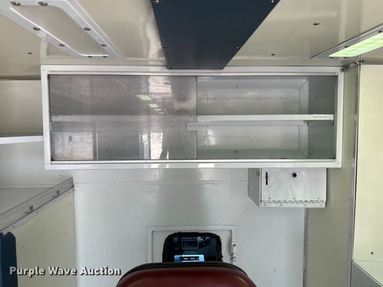 image for item DZ8917 2011 Ford F450 Super Duty ambulance