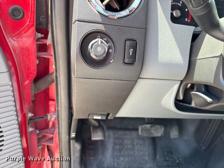 image for item DZ8917 2011 Ford F450 Super Duty ambulance