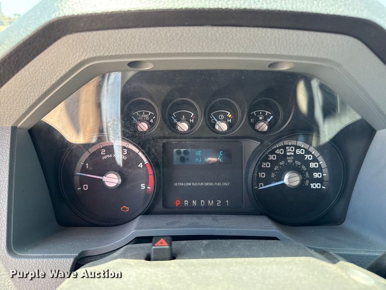 image for item DZ8917 2011 Ford F450 Super Duty ambulance