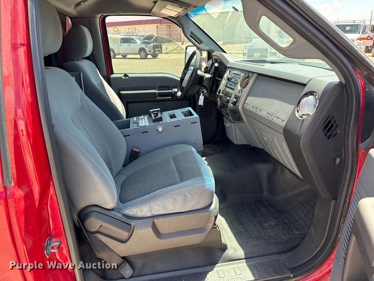 image for item DZ8917 2011 Ford F450 Super Duty ambulance