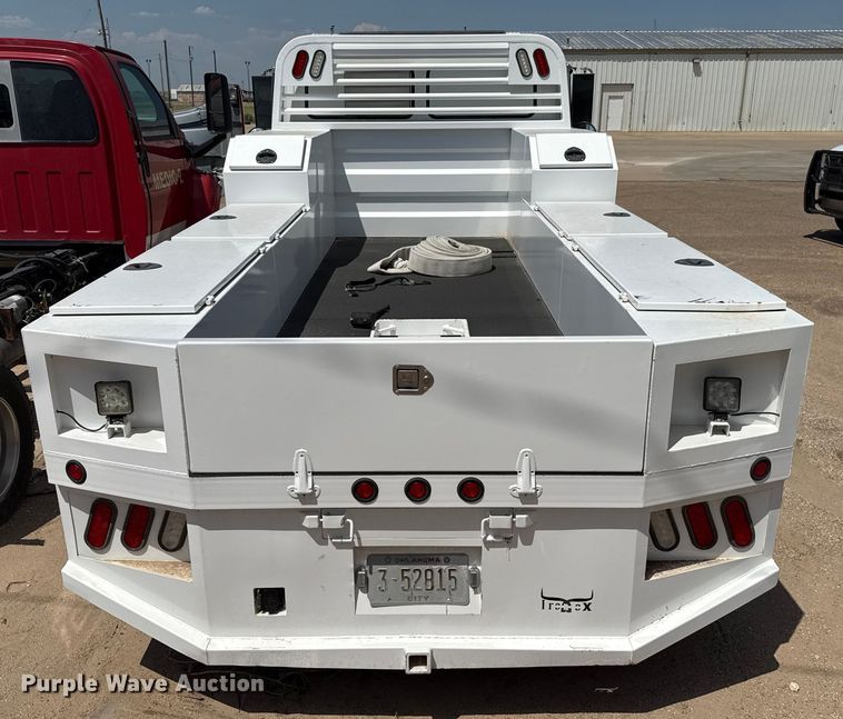 image for item DZ8920 2003 Freightliner FL70 flatbed truck