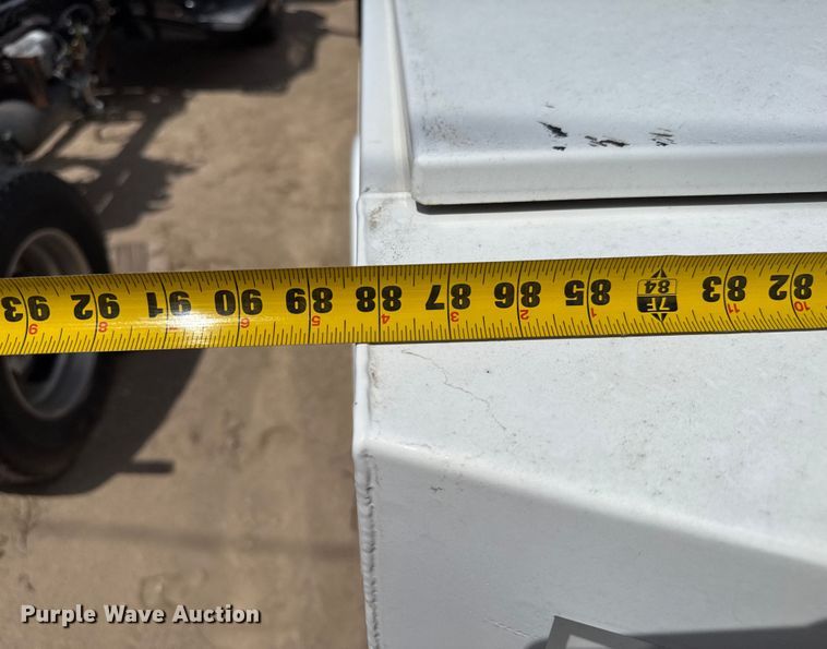 image for item DZ8920 2003 Freightliner FL70 flatbed truck