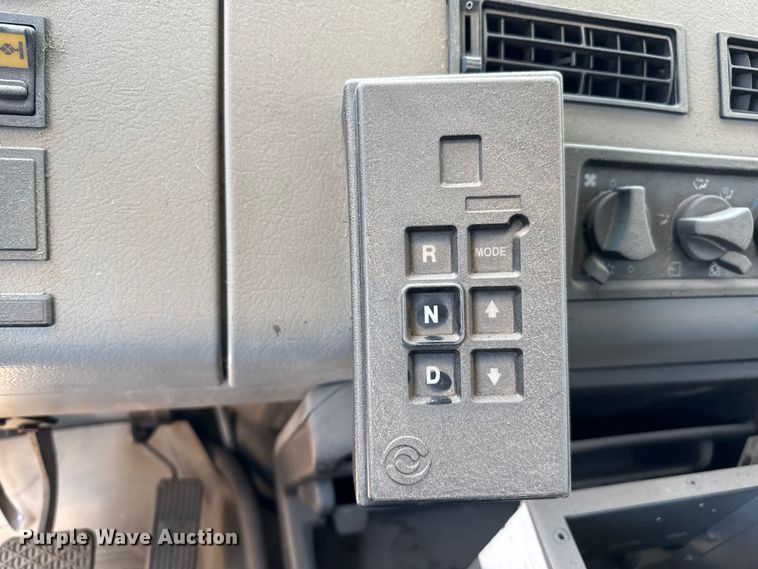 image for item DZ8920 2003 Freightliner FL70 flatbed truck