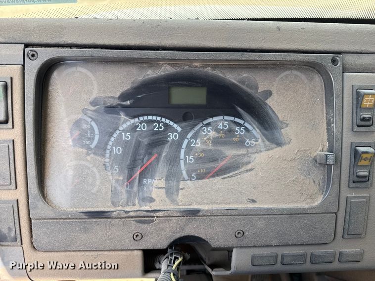 image for item DZ8920 2003 Freightliner FL70 flatbed truck