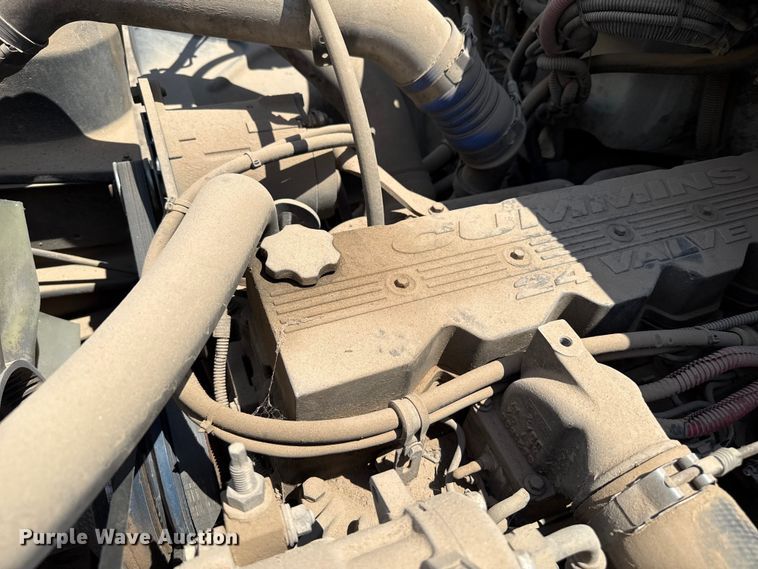 image for item DZ8920 2003 Freightliner FL70 flatbed truck