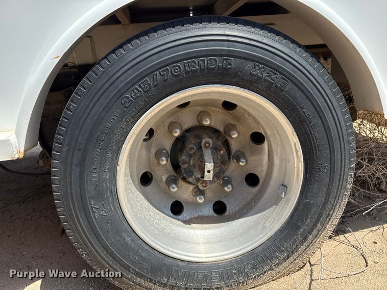 image for item DZ8920 2003 Freightliner FL70 flatbed truck