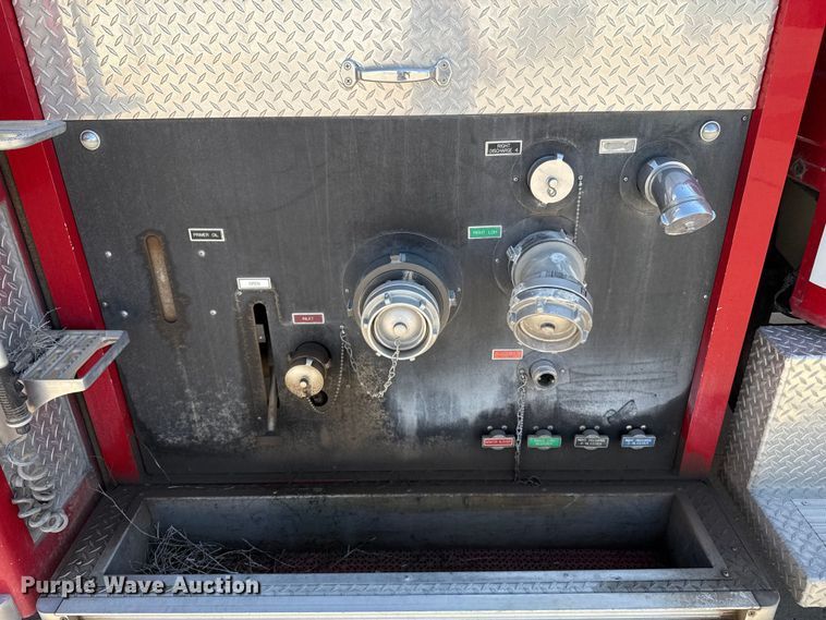 image for item DZ8922 2001 Freightliner FL80 pumper fire truck