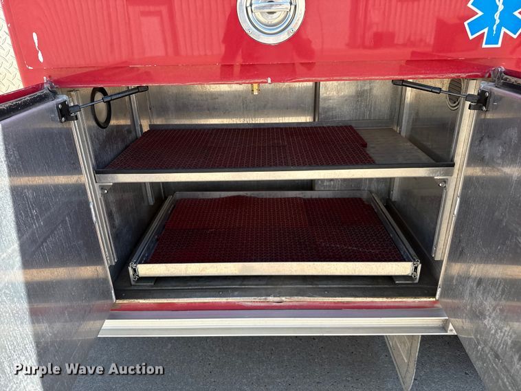 image for item DZ8922 2001 Freightliner FL80 pumper fire truck