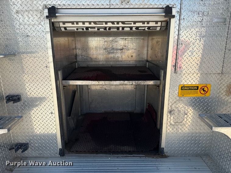 image for item DZ8922 2001 Freightliner FL80 pumper fire truck