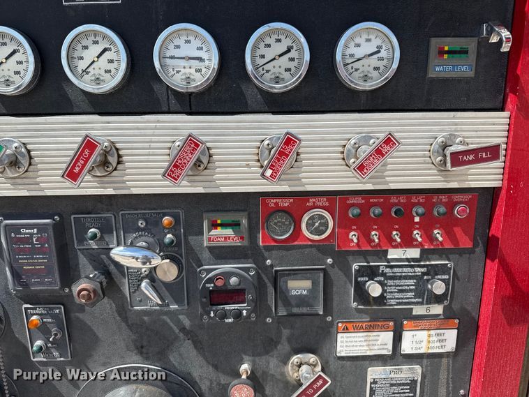 image for item DZ8922 2001 Freightliner FL80 pumper fire truck