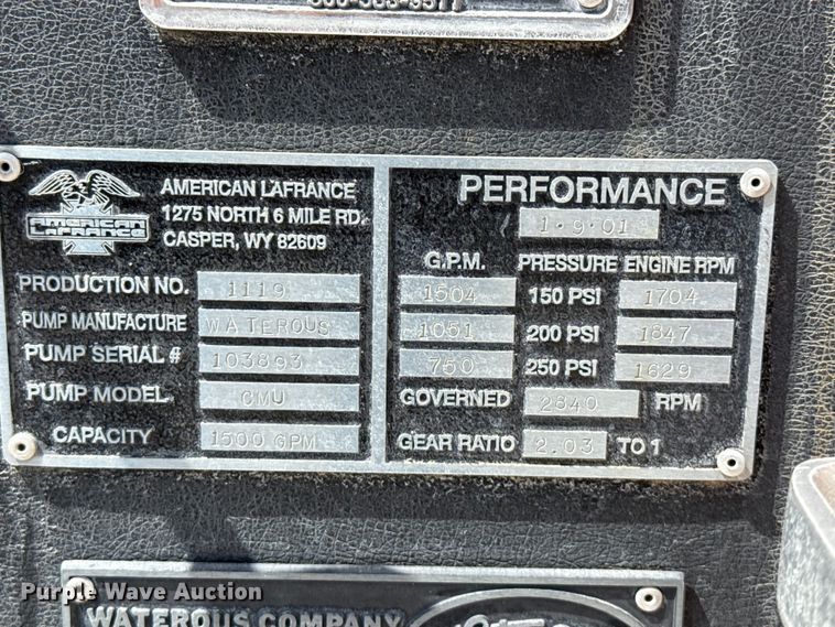 image for item DZ8922 2001 Freightliner FL80 pumper fire truck