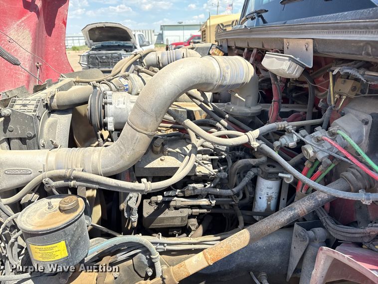 image for item DZ8922 2001 Freightliner FL80 pumper fire truck