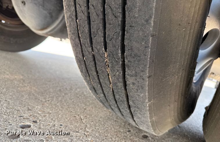 image for item DZ8922 2001 Freightliner FL80 pumper fire truck