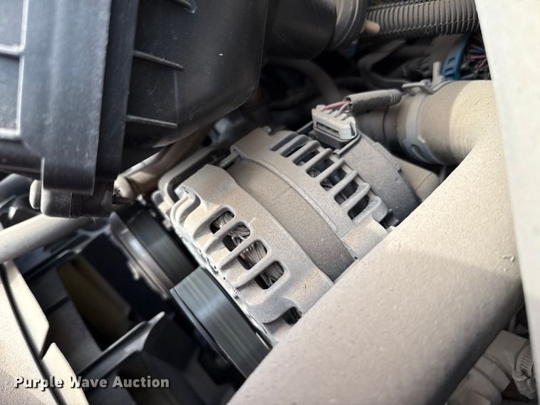 image for item DZ8923 2008 Chevrolet C4500 truck cab and chassis