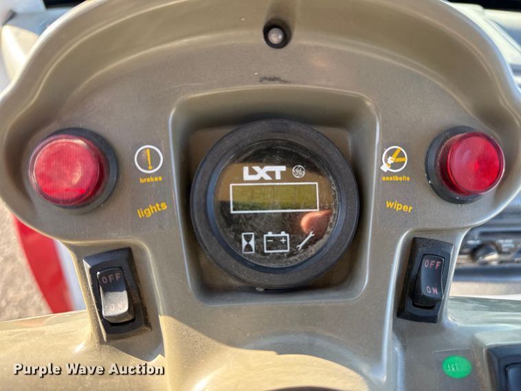 image for item DZ8925 2000 GEM utility vehicle