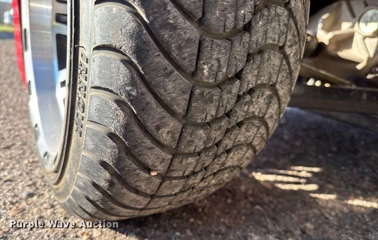 image for item DZ8925 2000 GEM utility vehicle