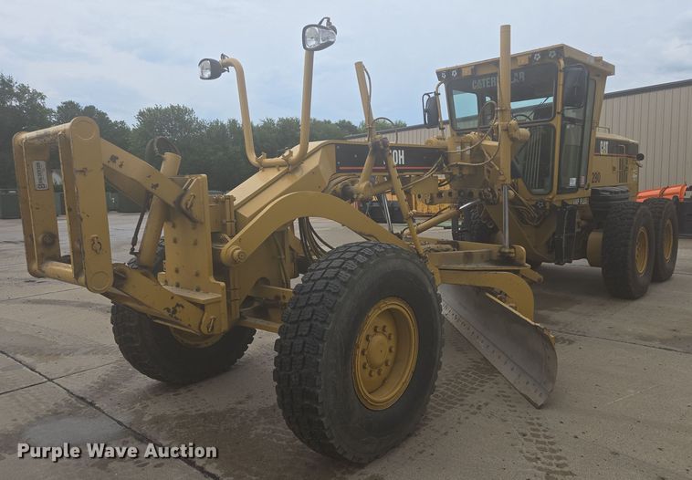 MOTOCONFORMADORA  CATERPILLAR 140HVPHPLUS 2004