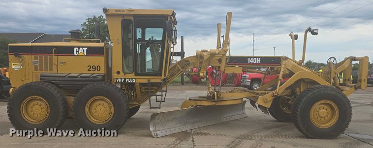 MOTOCONFORMADORA CATERPILLAR 140HVPHPLUS 2004
