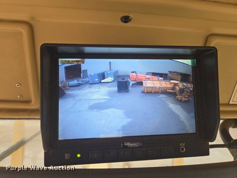 image for item EB0986 2004 Caterpillar 140H VPH Plus motor grader