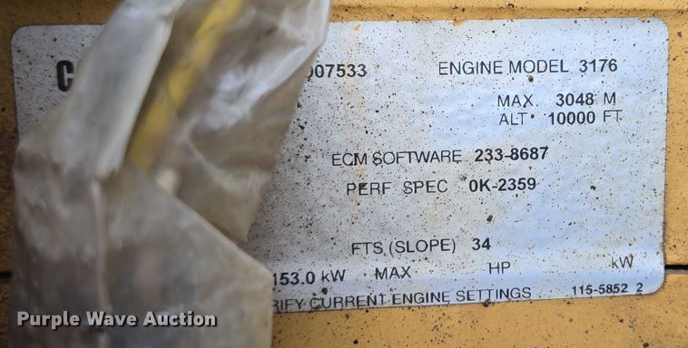 image for item EB0986 2004 Caterpillar 140H VPH Plus motor grader