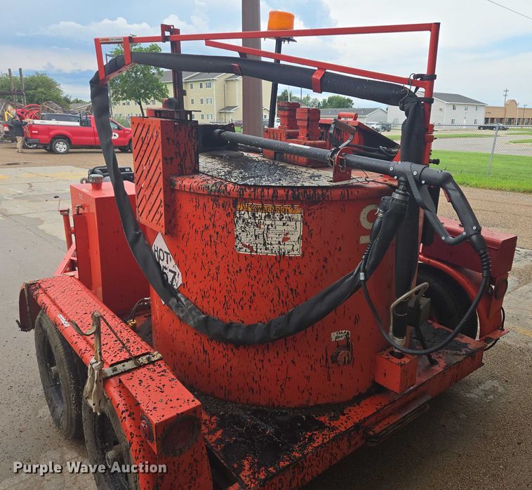 image for item EB0987 2010 Crafco SS250D pothole patcher