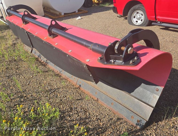 image for item EB0995 Henke 12' W snow plow