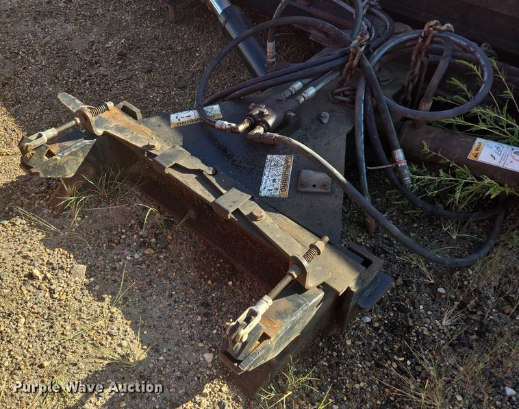 image for item EB0995 Henke 12' W snow plow