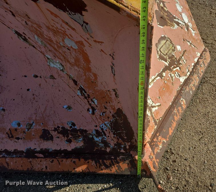 image for item EB0996 1995 John Deere 770BH motor grader