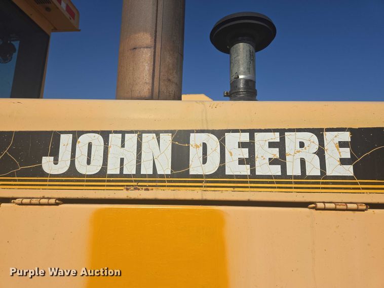 image for item EB0996 1995 John Deere 770BH motor grader