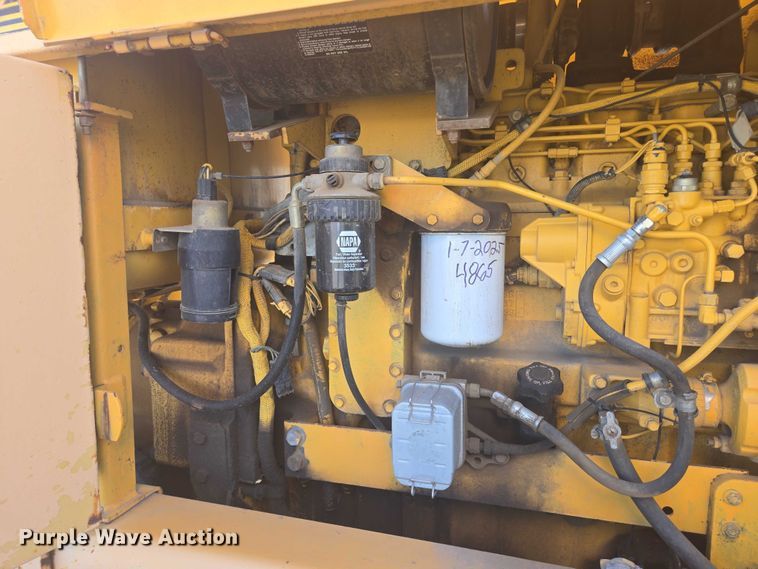 image for item EB0996 1995 John Deere 770BH motor grader