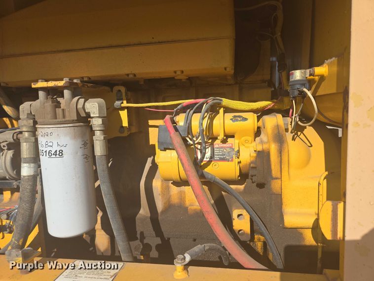 image for item EB0996 1995 John Deere 770BH motor grader